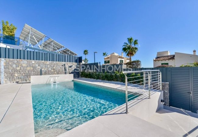 Finestrat'ta Deniz Manzaralı Anahtar Teslim Müstakil Villa 3
