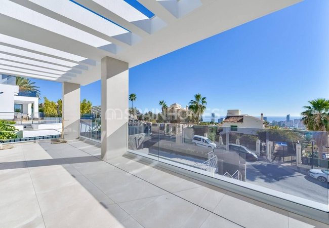 Finestrat'ta Deniz Manzaralı Anahtar Teslim Müstakil Villa 6