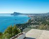 Alicante Altea'da Tepe Üzerinde Taşınmaya Hazır Villa 10