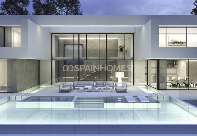Moraira Alicante'de Havuzlu ve Deniz Manzaralı Şık Villa