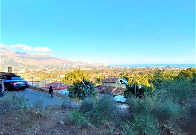 Sea View Plot Suitable for Villa Construction in Alicante