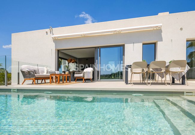 Detached Real Estate with Pools in Alicante San Miguel 3
