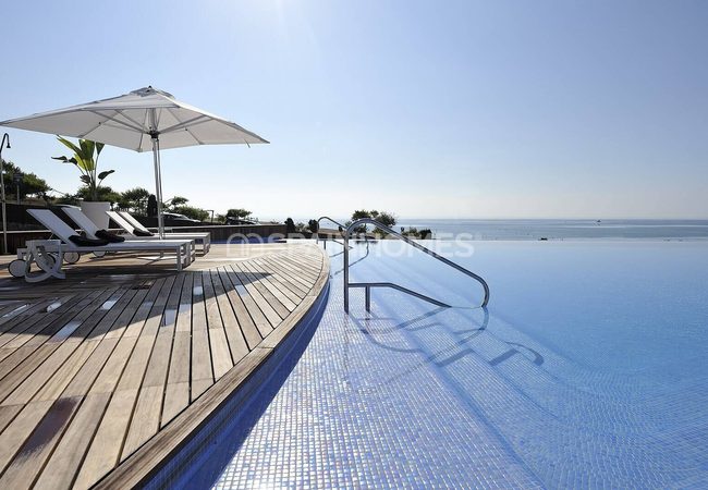Detached Real Estate with Pools in Alicante San Miguel 33