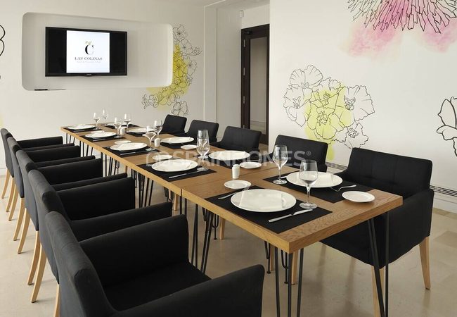 Detached Real Estate with Pools in Alicante San Miguel 24