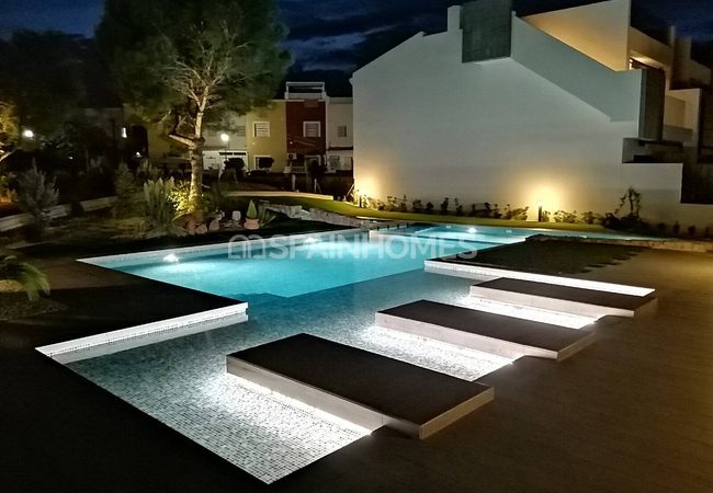 Stylish Flats Close to Amenities in Torrevieja Los Altos 12