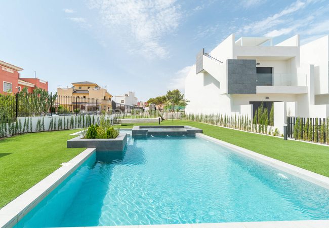 Stylish Flats Close to Amenities in Torrevieja Los Altos 10