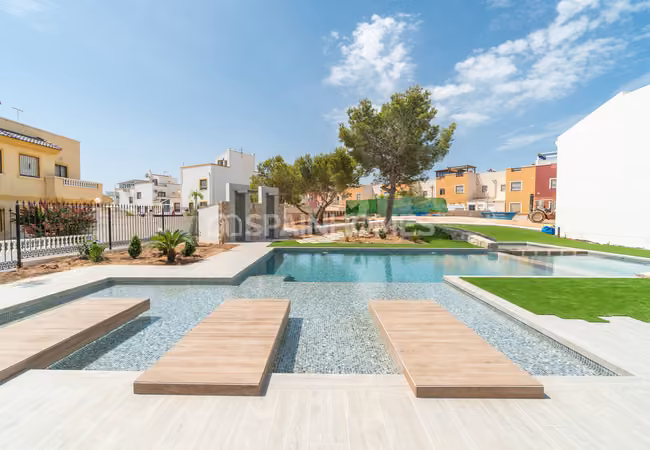 Pisos Con Estilo Cerca De Servicios En Torrevieja Los Altos 11