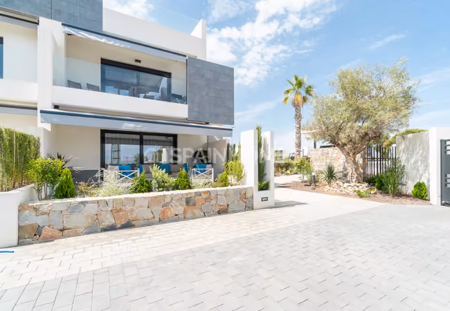 Pisos Con Estilo Cerca De Servicios En Torrevieja Los Altos 16