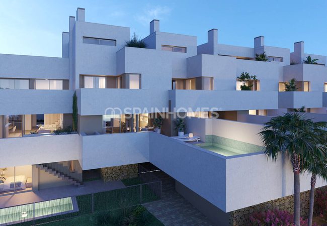 5-bedroom Villas with Luxe Design Close to Beach in Alicante 11