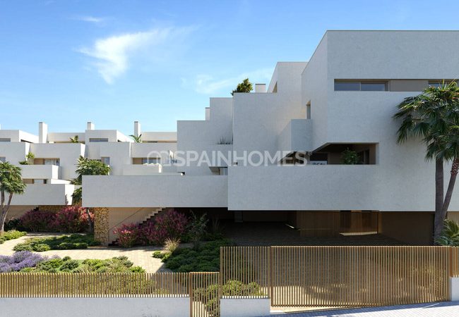 5-bedroom Villas with Luxe Design Close to Beach in Alicante 6
