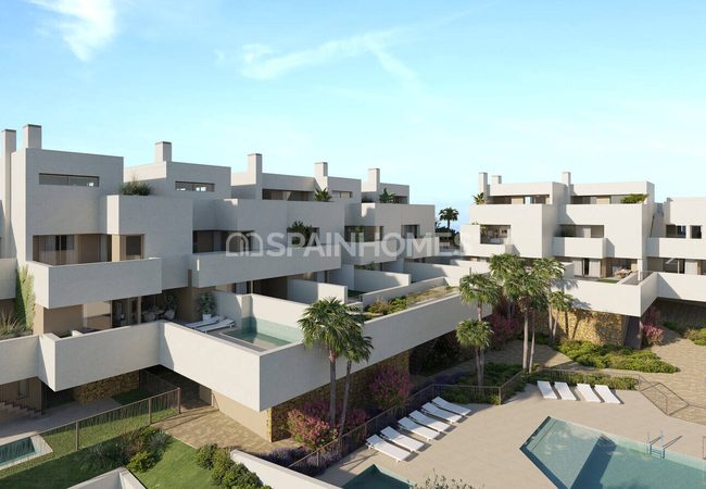 5-bedroom Villas with Luxe Design Close to Beach in Alicante 8