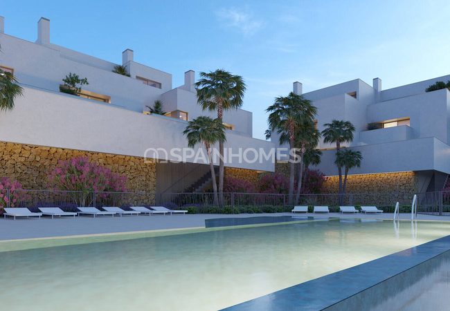 5-bedroom Villas with Luxe Design Close to Beach in Alicante 10