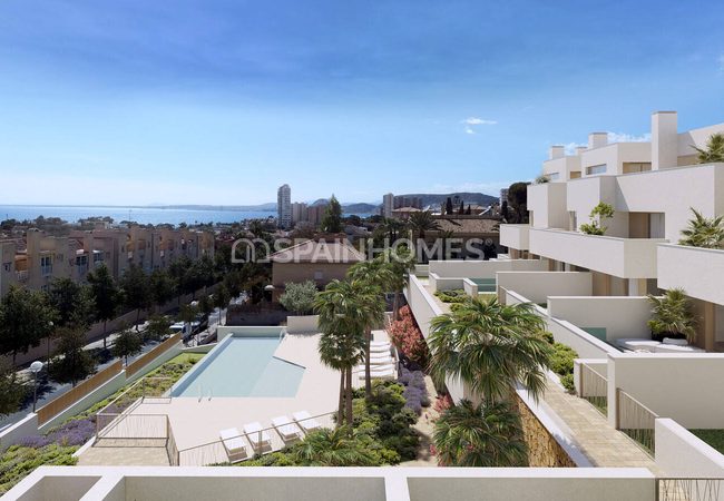 5-bedroom Villas with Luxe Design Close to Beach in Alicante 4