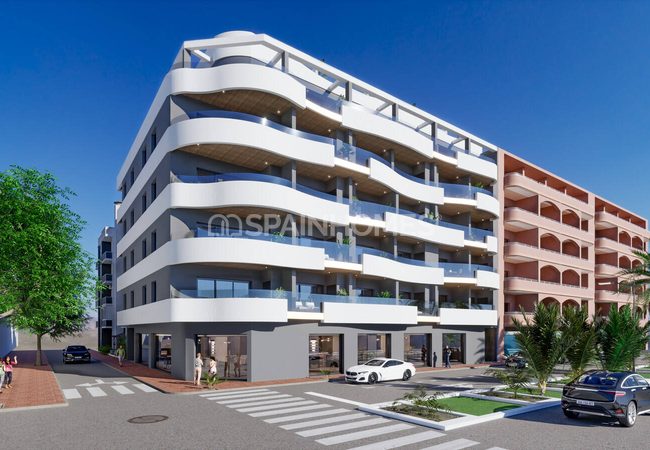 Lägenheter I Komplex Med Takpool I Torrevieja