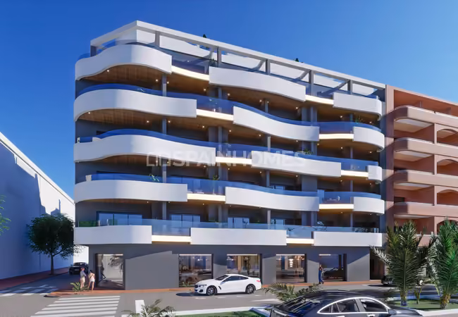 Apartamentos En Complejo Con Piscina En La Azotea En Torrevieja 1