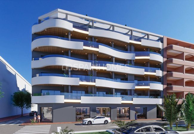 Lägenheter I Komplex Med Takpool I Torrevieja 1