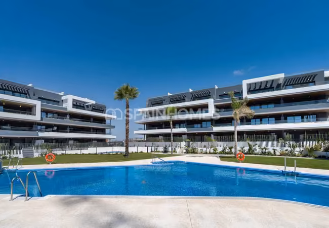Apartamentos Contemporáneos En Un Complejo En Torrevieja