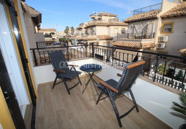 Renovated Mediterranean House Close to Amenities in La Zenia 8