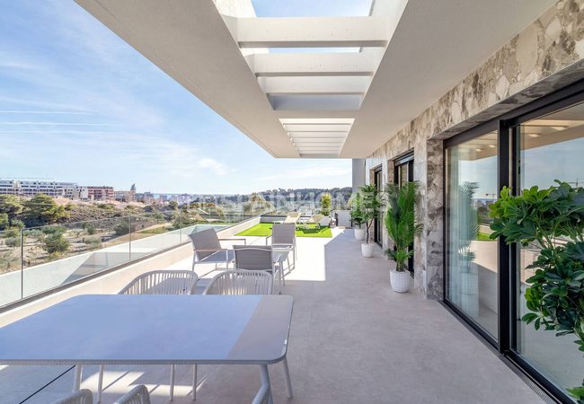 Stylish Flats with Unique Views in Finestrat 9