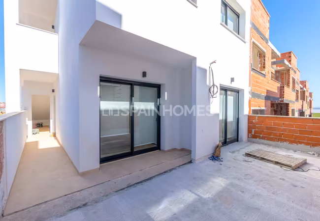 Propiedades En Un Complejo En Una Ubicación Popular En Torrevieja 1