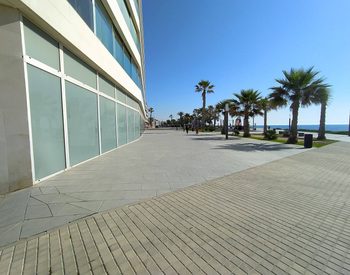 Commercieel Vastgoed Vlakbij Het Strand In Torrevieja Spanje 2
