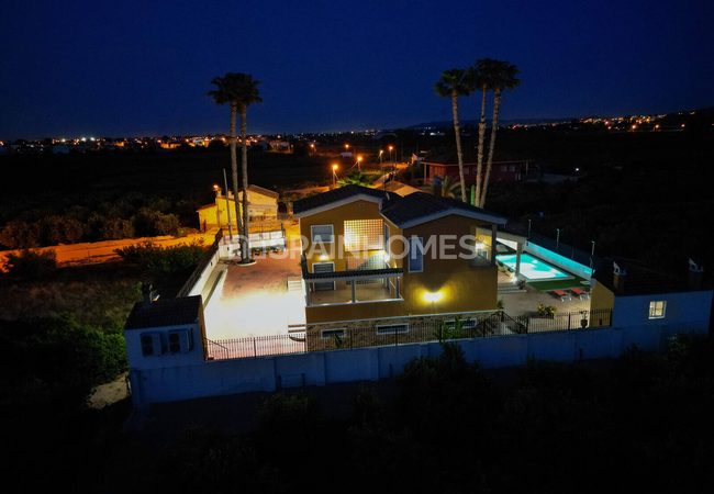 Amplia Villa Con Piscina Y Parking En Orihuela Centro 25
