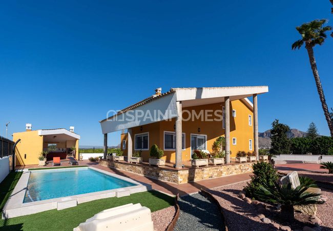 Amplia Villa Con Piscina Y Parking En Orihuela Centro 2
