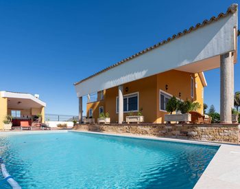 Amplia Villa Con Piscina Y Parking En Orihuela Centro 1