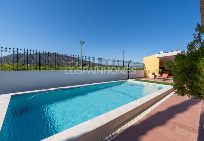 Amplia Villa Con Piscina Y Parking En Orihuela Centro 4