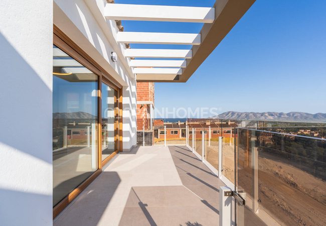 Alicante La Nucia'da Havuzlu Sitede Şık Yarı Müstakil Villalar 20