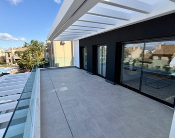 2-bedroom Golf Flats in a Complex with Pool in Algorfa Alicante 2