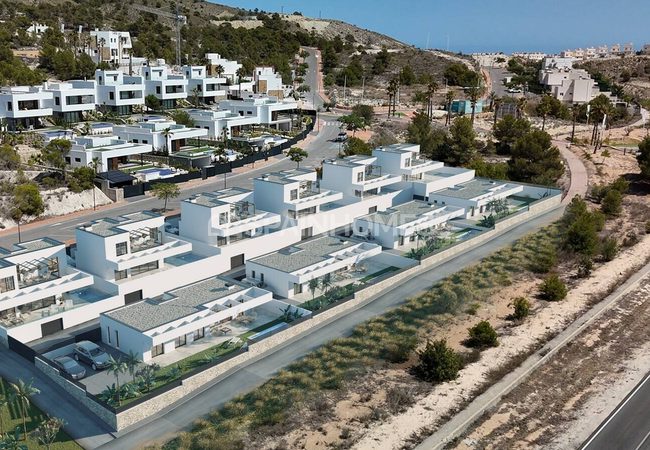 Elegantes Casas Con Vistas Al Mar Y Piscina Privada En Finestrat 12