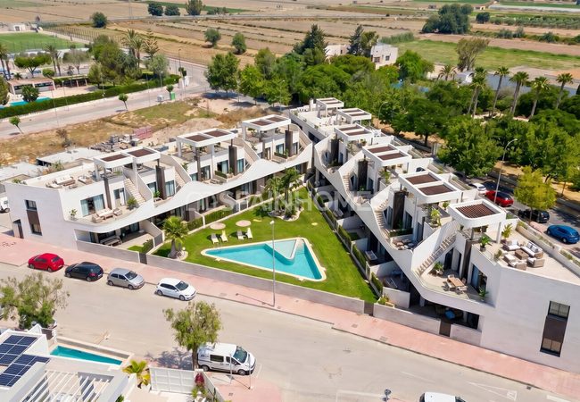 شقق بمميزات مشتركة في سان فولجينسيو، أليكانتي 8