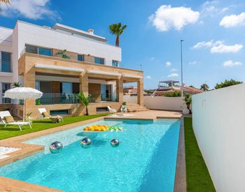 Villor Med Pool Och Solarium I Ciudad Quesada 1
