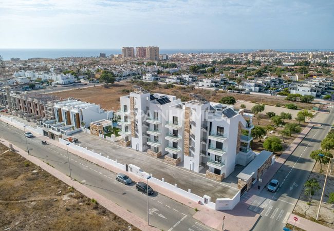 Lägenheter Med Jacuzzi Nära Stranden I Torrevieja 7
