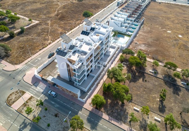Lägenheter Med Jacuzzi Nära Stranden I Torrevieja 4