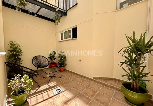 Investment Flats with Private Terraces in Alicante Center 4