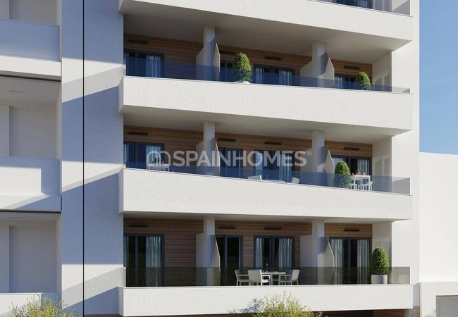 Lägenheter I Komplex Med Takpool I Centrala Torrevieja 2