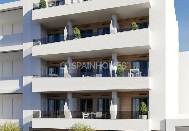 Lägenheter I Komplex Med Takpool I Centrala Torrevieja 1