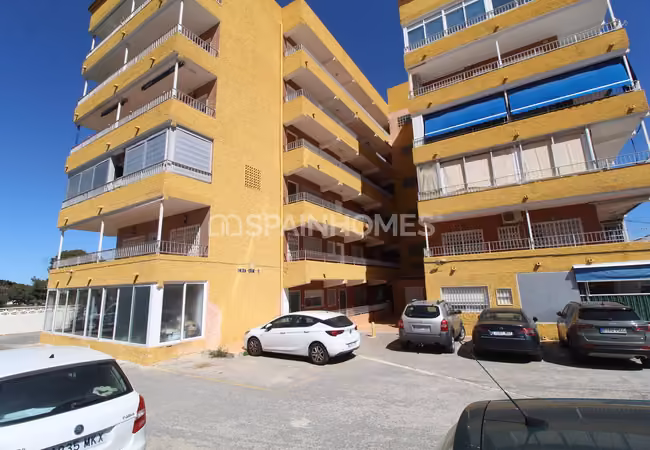 Beach-accessible Flat with Sea Views in Punta Prima Alicante 1
