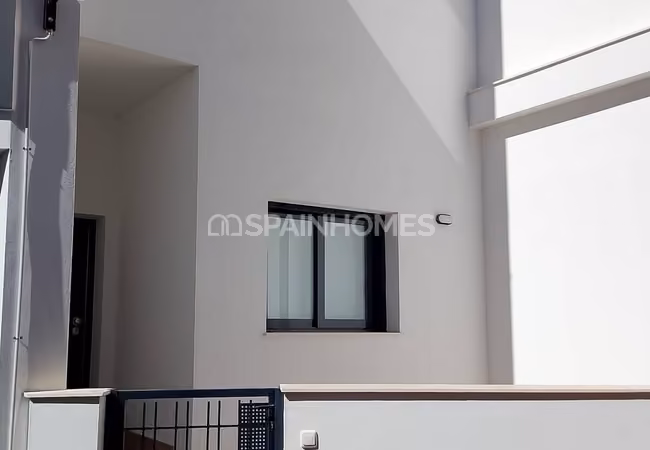 Apartments with Pool Near the Sea in Los Altos Alicante 4