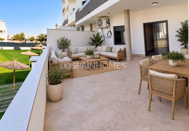 Apartments with Pool Near the Sea in Los Altos Alicante 3