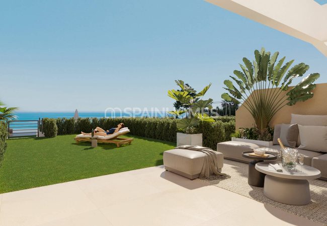 Alicante El Campello'de Deniz Manzaralı Satılık Yarı Müstakil Evler 3