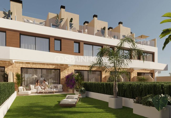 Alicante El Campello'de Deniz Manzaralı Satılık Yarı Müstakil Evler 2