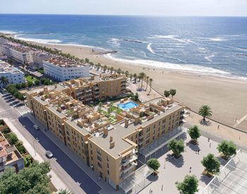 Barselona Cubelles’te Denize Sıfır Havuzlu Sitede Daireler 2