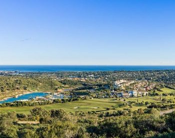 Terreno Con Vistas Panorámicas Al Mar Y Al Golf En Sotogrande Cádiz 1