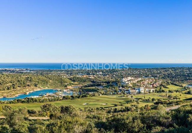 Panoramic Sea and Golf-view Land in Sotogrande Cádiz