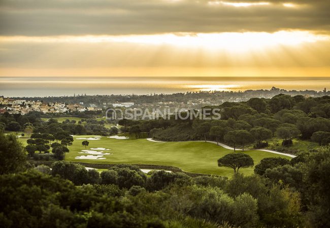 Panoramic Sea and Golf-view Land in Sotogrande Cádiz 9