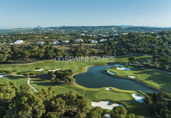 Panoramic Sea and Golf-view Land in Sotogrande Cádiz 11