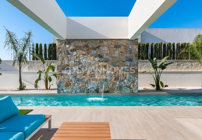 Spacious New Villa with Private Pool in Benijofar, Alicante 9